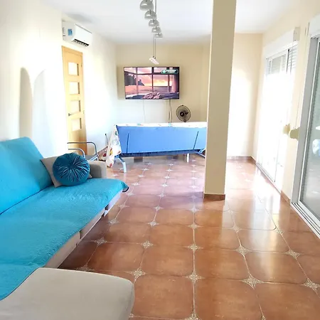 Chalet Benidorm 빌라 *