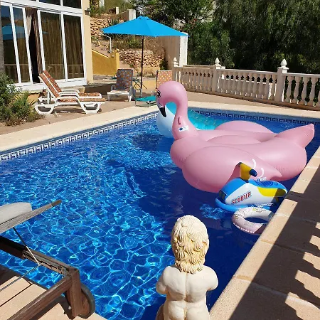 Chalet Benidorm 빌라 *